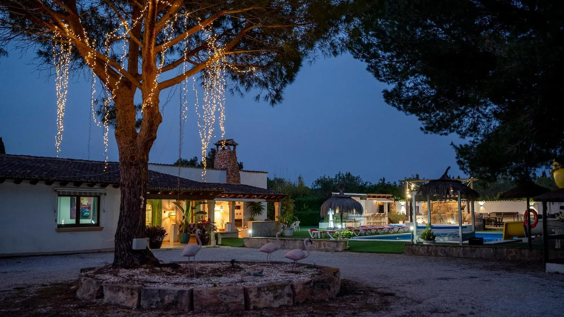 Villa Del Artista Super Lujo لوكماجور
